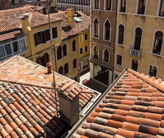Fotos del hotel Palazzo San Luca:  7