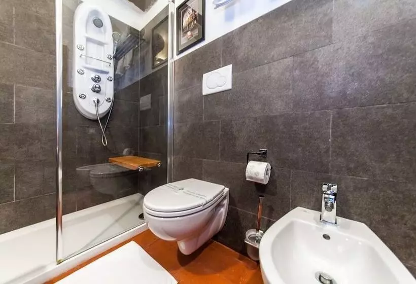 Fotos del hotel Rifugio Degli Artisti:  8