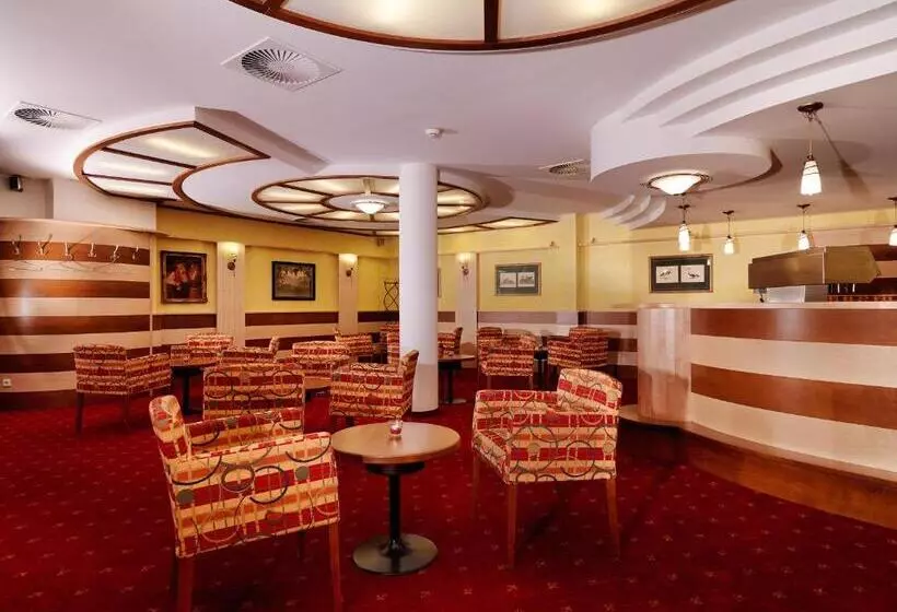 Fotos del hotel Posthotel Strengen:  2
