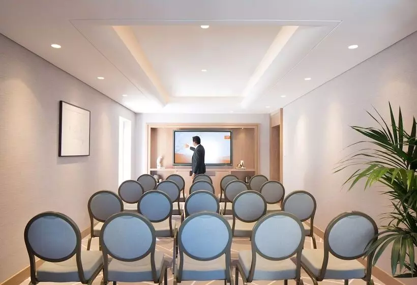 Fotos del hotel Dusit D2 Kenz  Dubai:  8