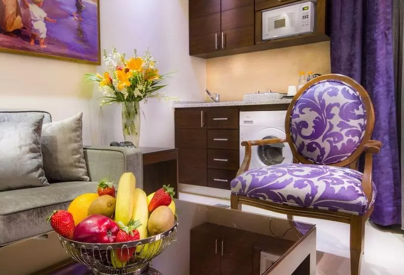 Fotos del hotel Nadine Boutique Suites:  9