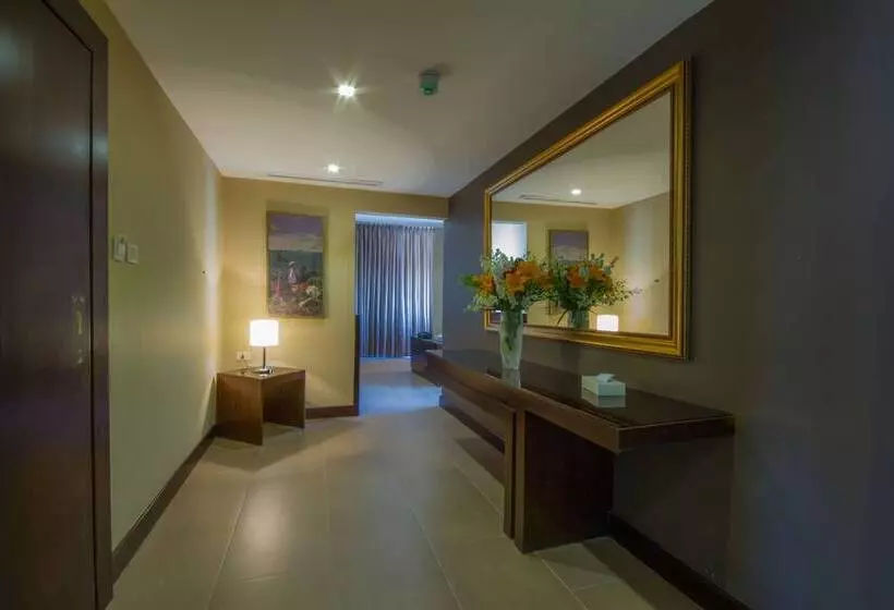 Fotos del hotel Nadine Boutique Suites:  17