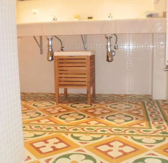 Fotos del hotel Santa Coloma Del Camino:  2