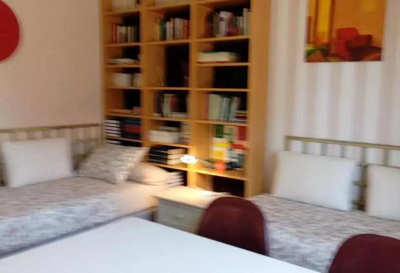 Fotos del hotel Santa Coloma Del Camino:  19