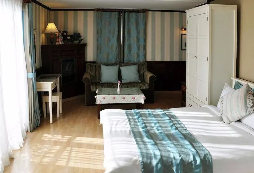 Fotos del hotel November:  16