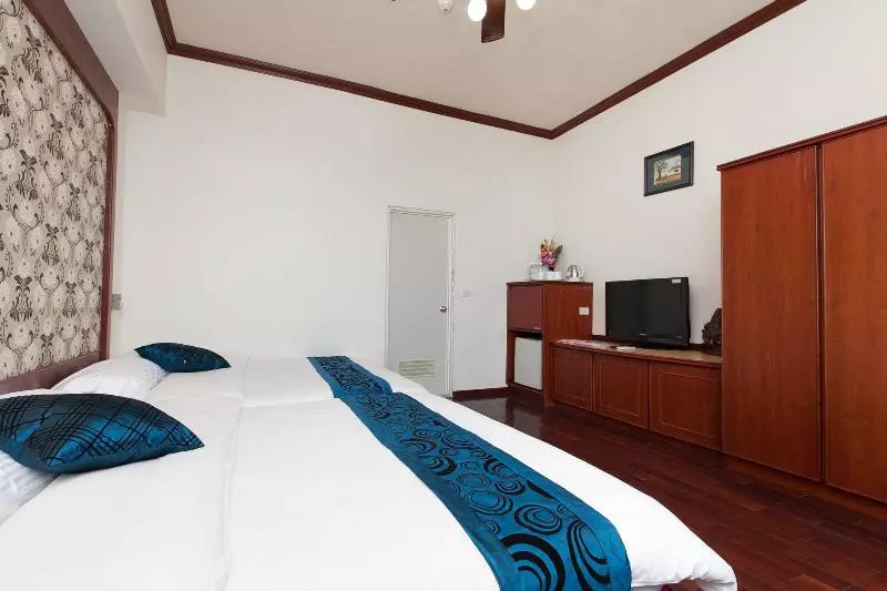 Fotos del hotel Tautauchu:  3