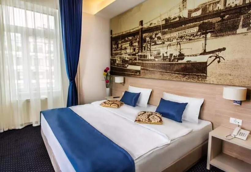 Fotos del hotel Five Points Square  City Center:  22