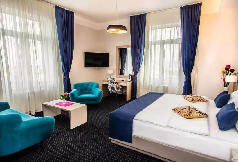 Fotos del hotel Five Points Square  City Center:  14