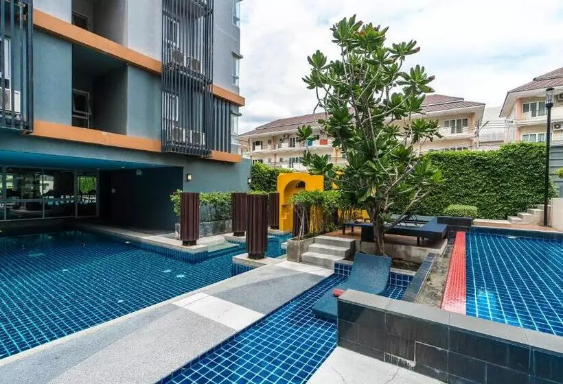 Fotos del hotel The Grass Serviced Suites:  25
