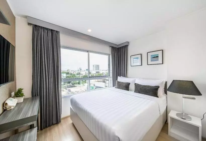 Fotos del hotel The Grass Serviced Suites:  18