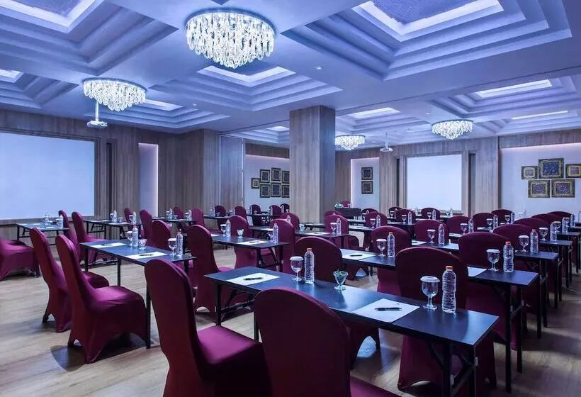 Fotos del hotel Grand Mercure Yogyakarta Adi Sucipto - Genose Ready, Chse Certified:  13