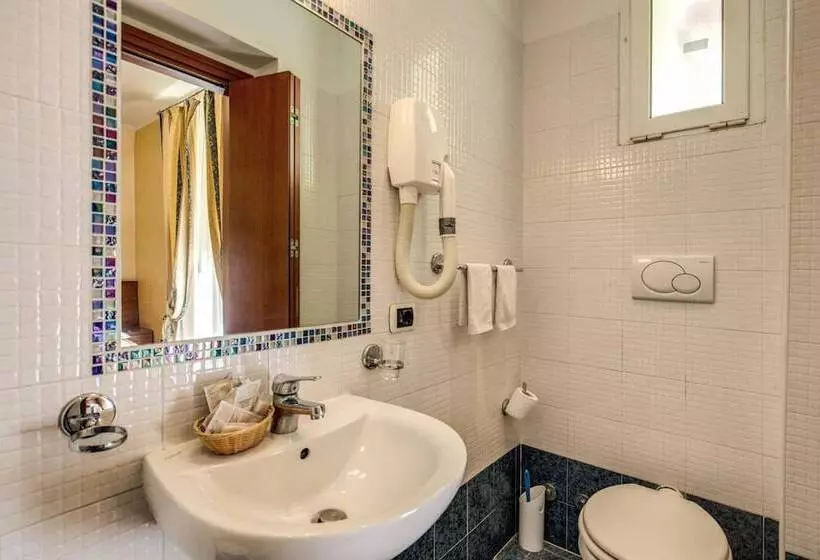 Fotos del hotel Maryelen 2:  5