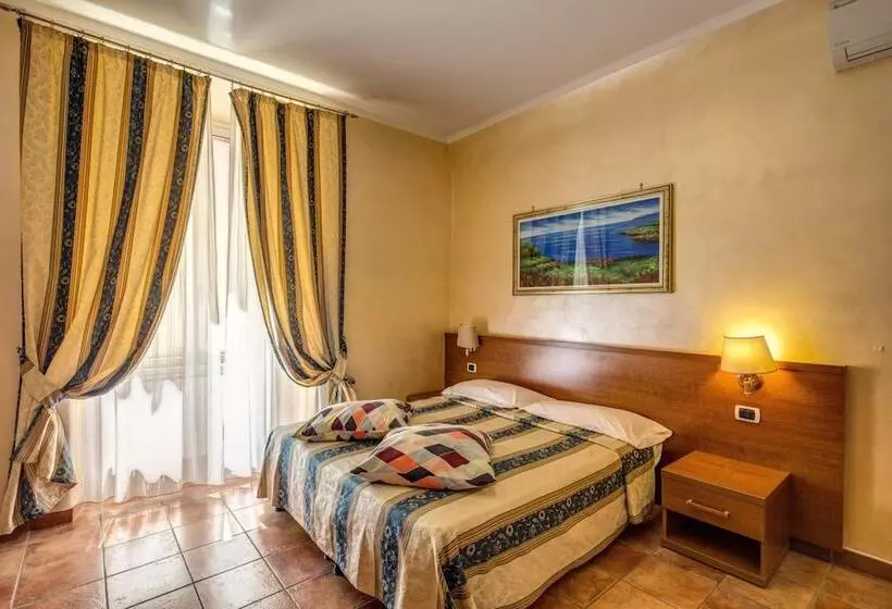 Fotos del hotel Maryelen 2:  23