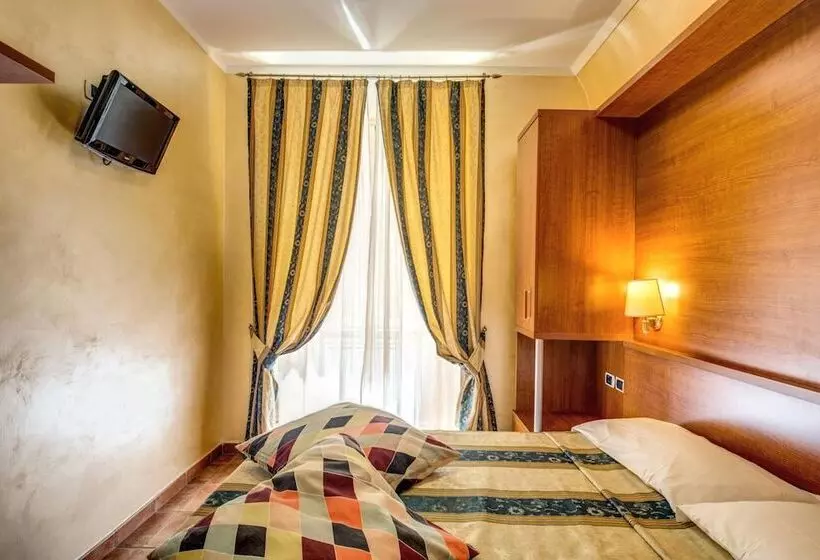 Fotos del hotel Maryelen 2:  18