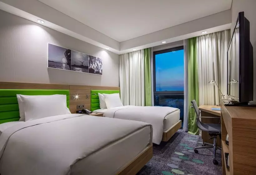 Fotos del hotel Hampton By Hilton Istanbul Zeytinburnu:  2