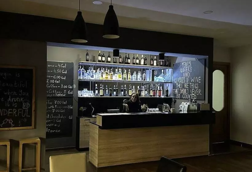 Fotos del hotel Alliance:  4