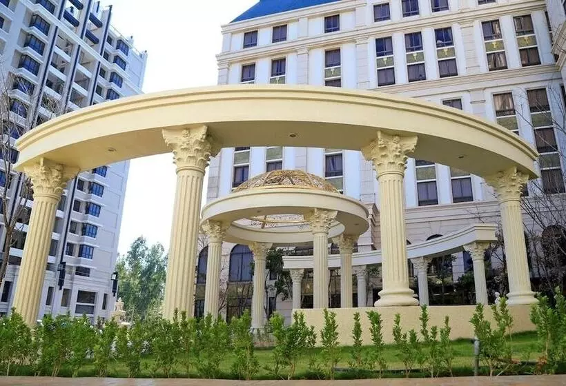 Fotos del hotel Golden Tulip Aesthetics Hotel:  23
