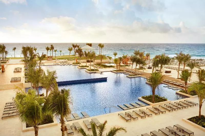 Turquoize At Hyatt Ziva Cancun – Adults Only – All Inclusive