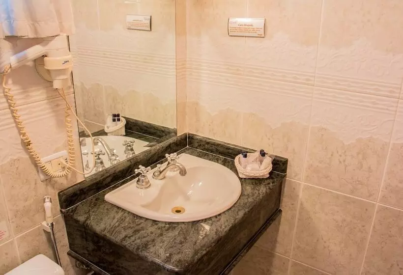 Fotos del hotel L'opera:  14