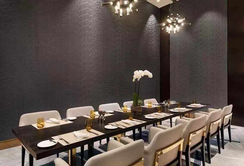Fotos del hotel Alrayyan  Doha, Curio Collection By Hilton:  15
