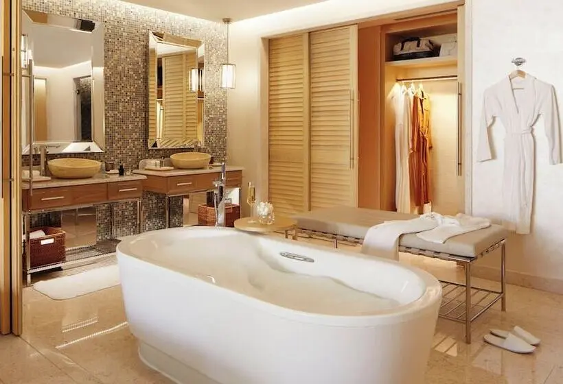 Fotos del hotel Jumeirah Al Naseem:  52