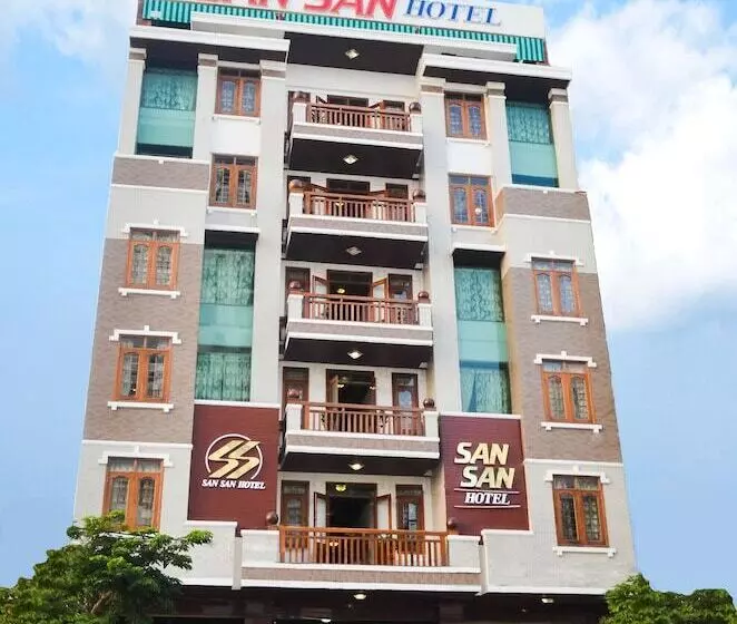 San San Hotel Da Nang