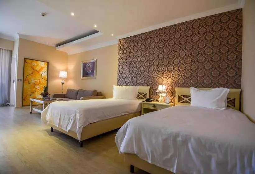 Fotos del hotel Phoenicia Luxury:  12