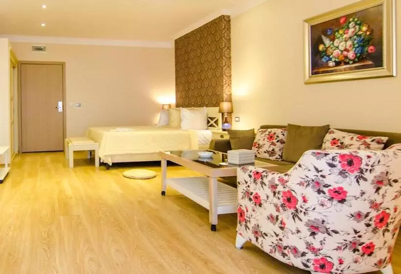 Fotos del hotel Phoenicia Luxury:  6
