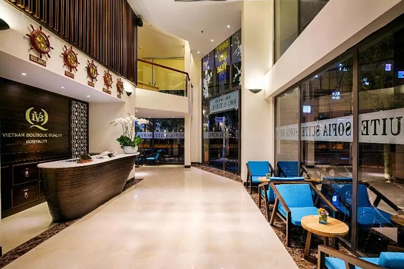 Fotos del hotel Sofia Suite Hotel Danang:  2
