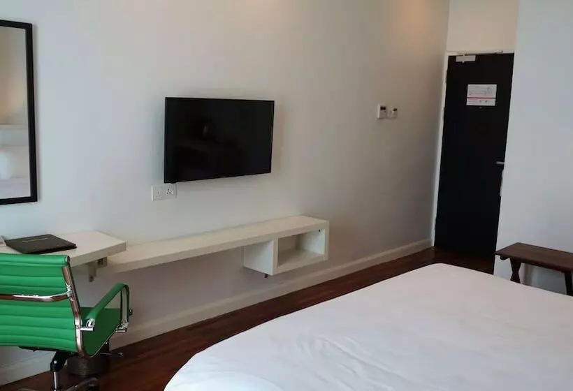 Fotos del hotel Pine Garden:  2