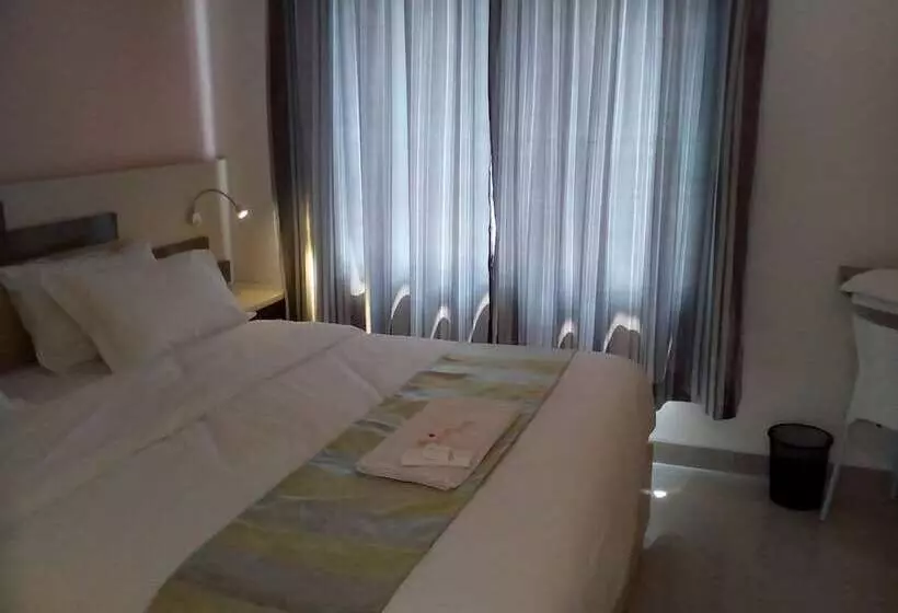 Fotos del hotel The Arizon At Malioboro:  3