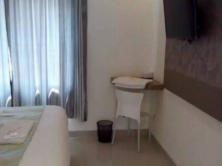 Fotos del hotel The Arizon At Malioboro:  5