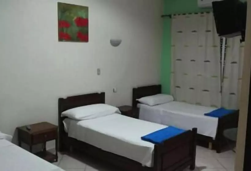Fotos del hotel Maliana Star:  3