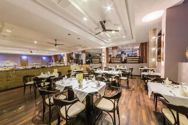Fotos del hotel Club Paradisio:  5