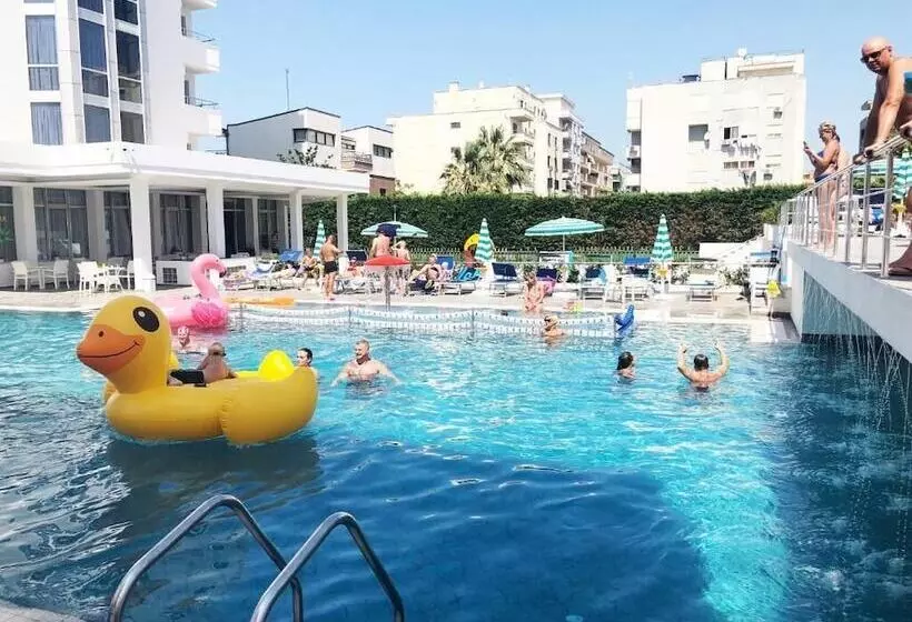 Perandor Beach