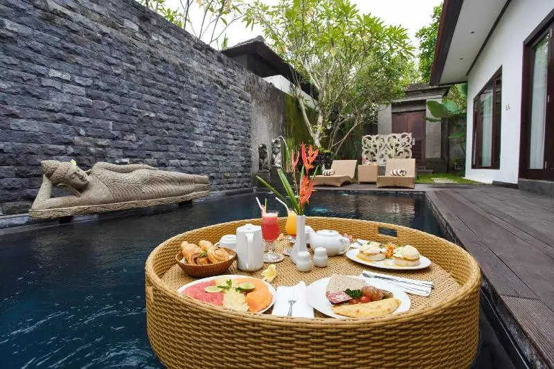 Fotos del hotel Ubud Raya:  4