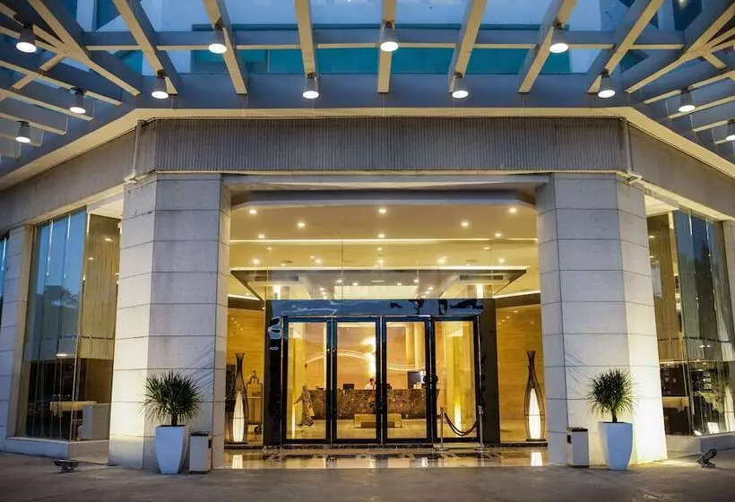 Fotos del hotel Royale Signature:  5