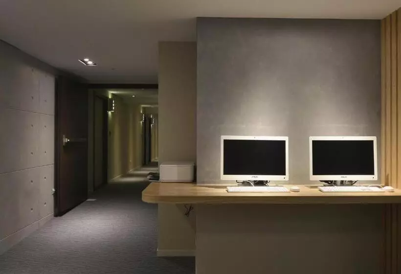 Eastin Taipei