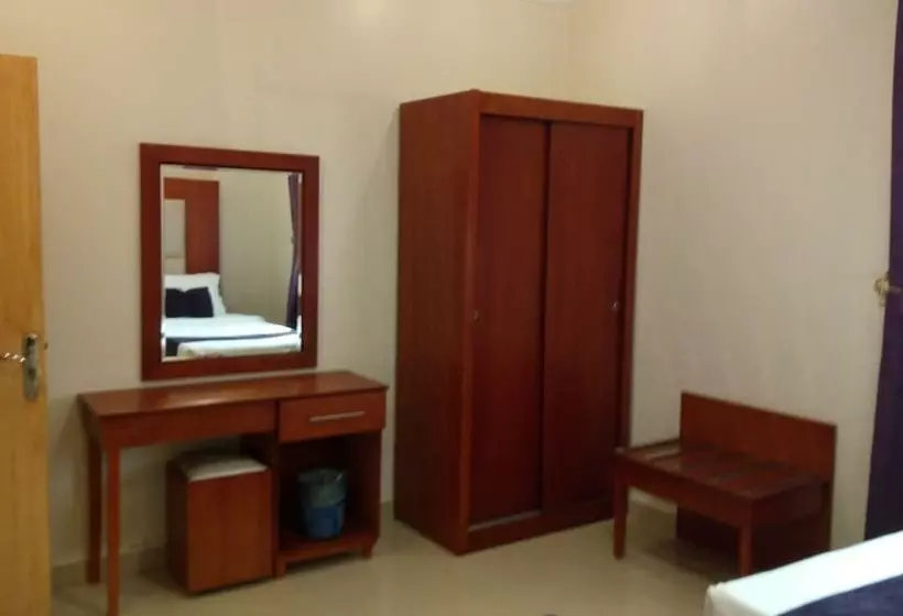 Fotos del hotel Almuhaidb Tahliya  Olaya:  9