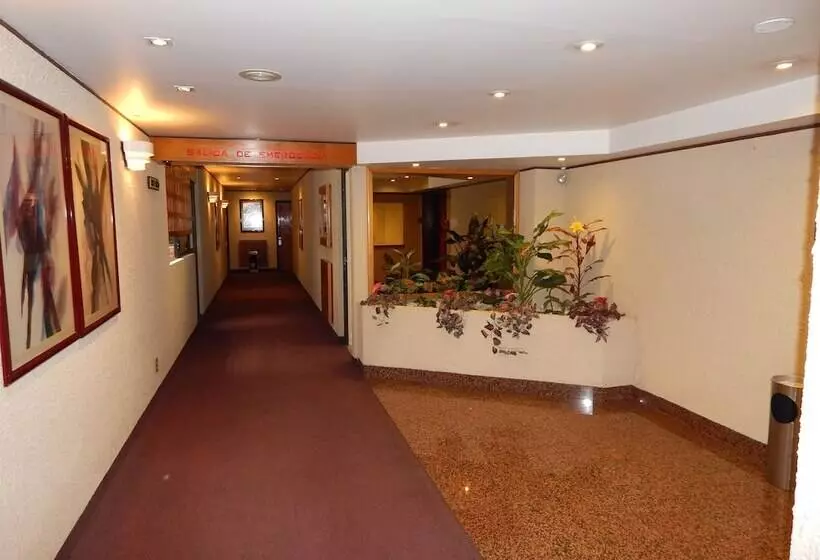 Fotos del hotel El Salvador:  11