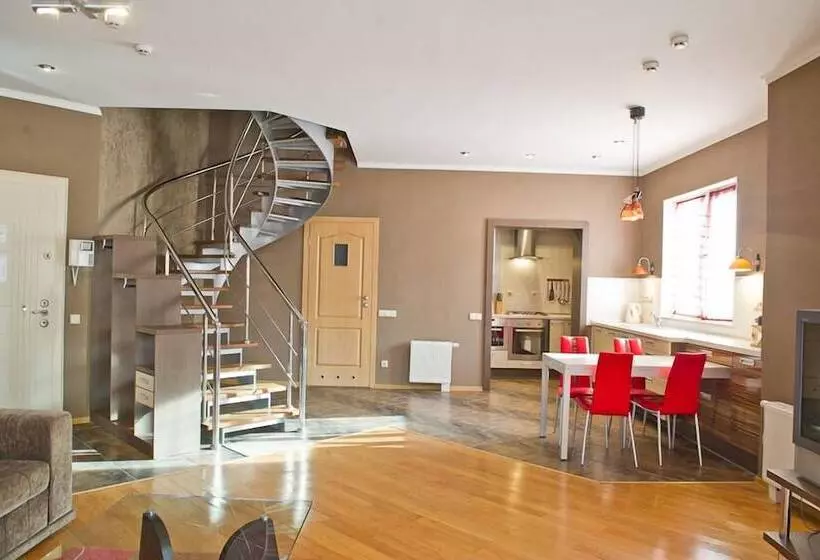 Fotos del hotel First Choice Apartments:  25