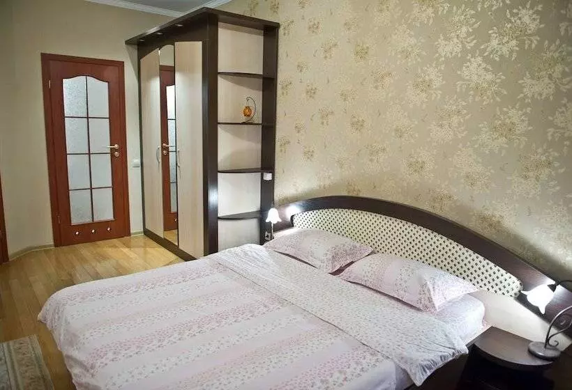 Fotos del hotel First Choice Apartments:  10