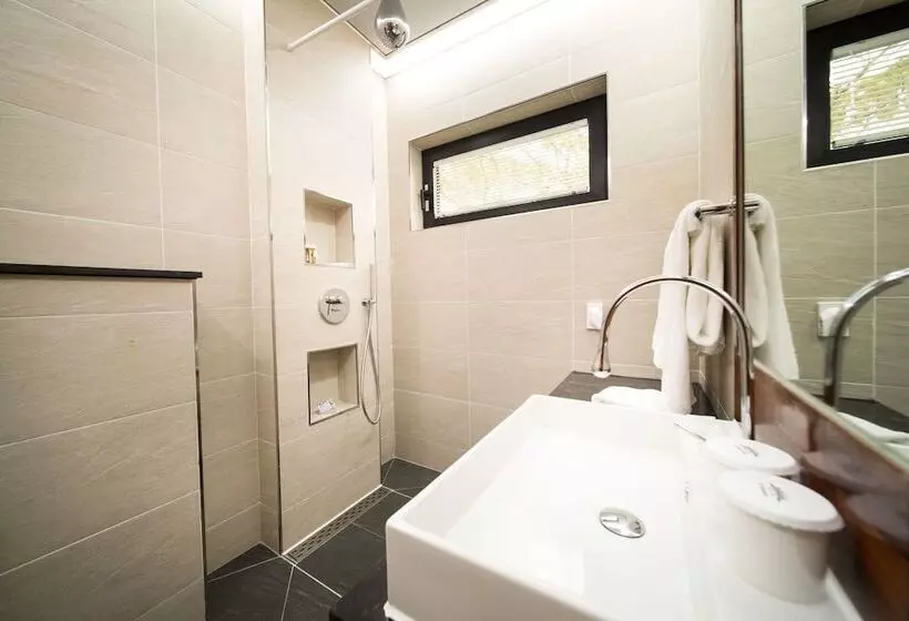 Fotos del hotel Libentia  & Pool Villa:  14