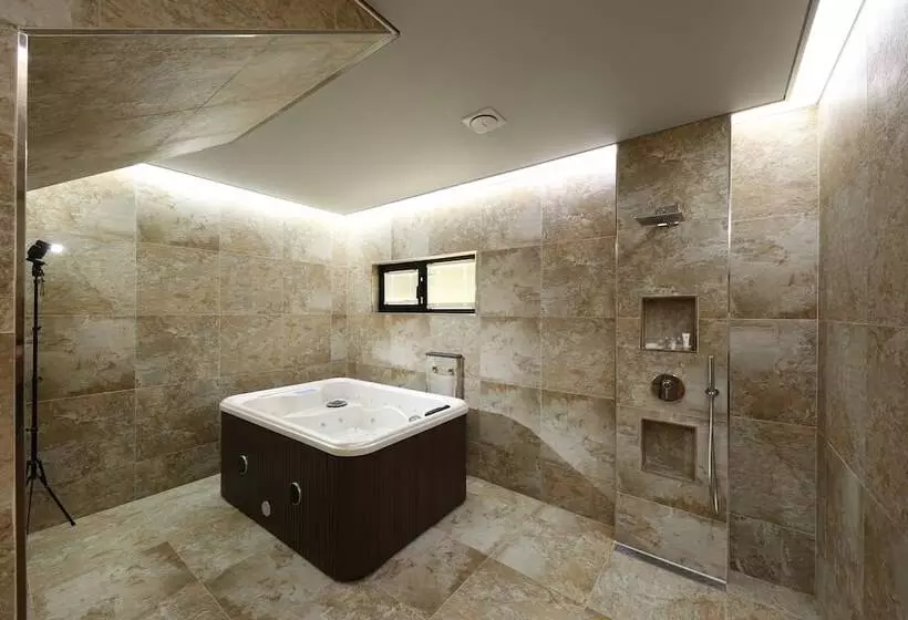 Fotos del hotel Libentia  & Pool Villa:  24