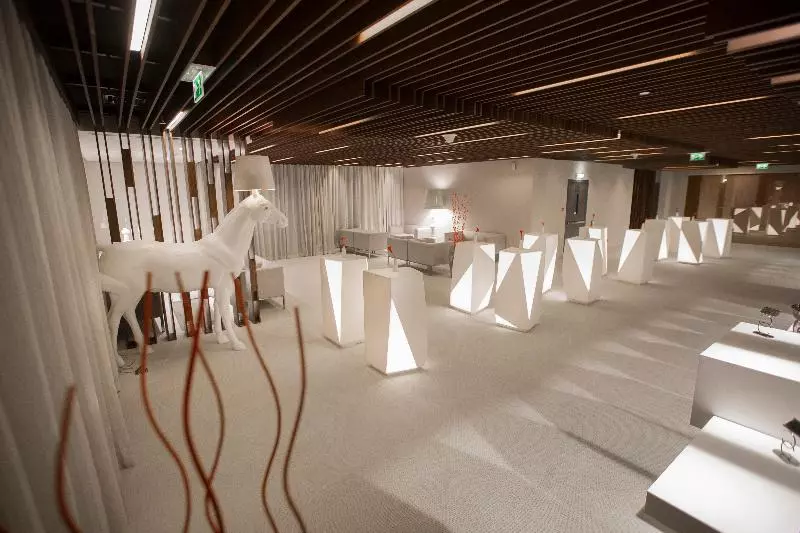 Fotos del hotel The Act  Sharjah:  20