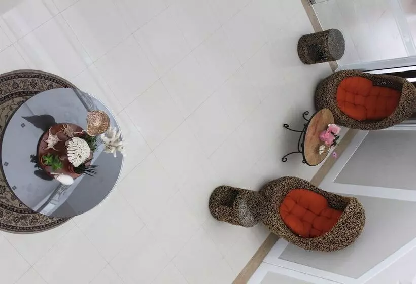 Fotos del hotel The Reef Hotel And Residences:  4
