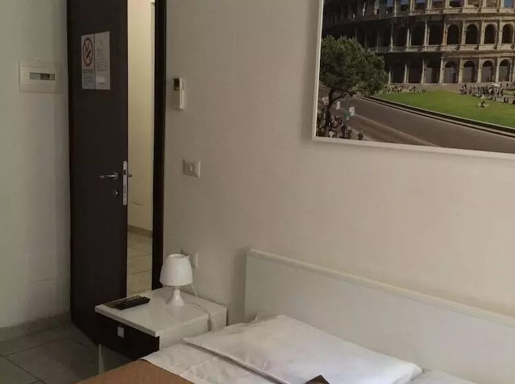 Fotos del hotel Cialdini Rome:  17
