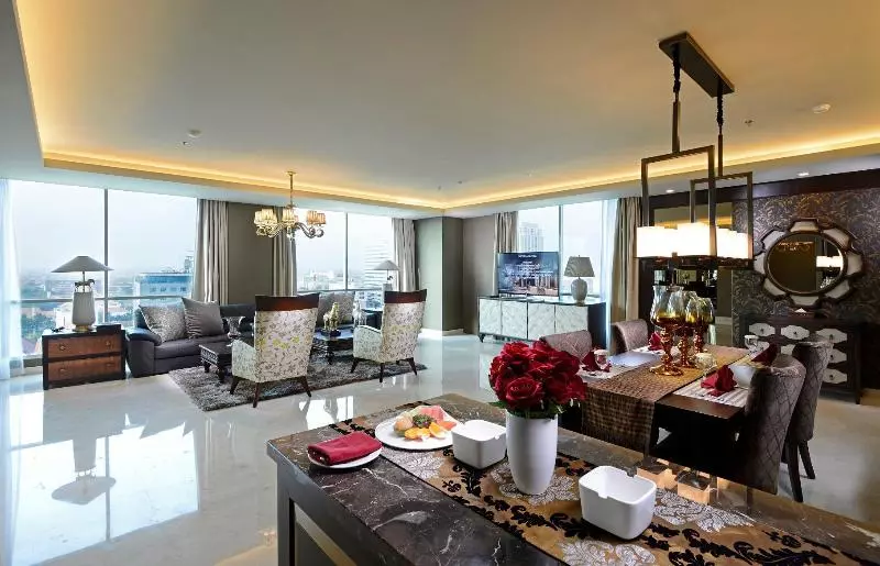 Fotos del hotel Aria Centra Surabaya:  8