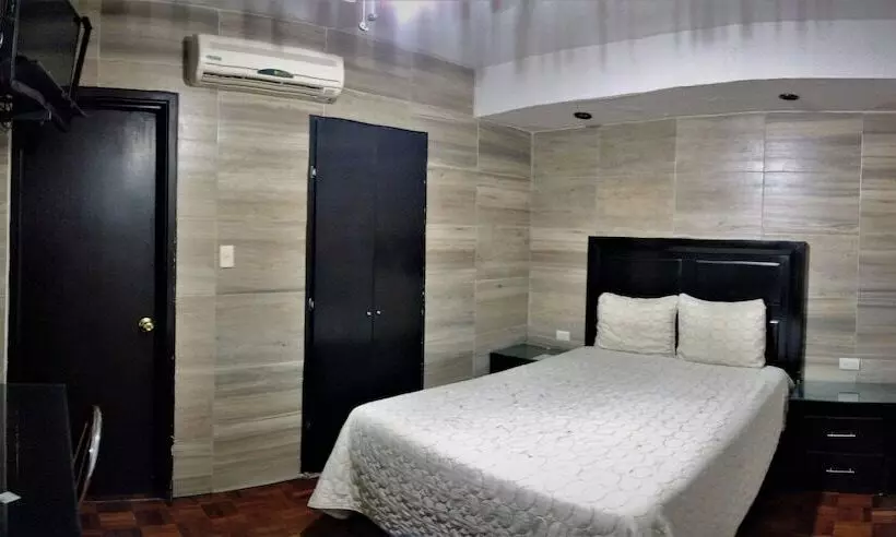 Fotos del hotel Laguna Inn:  14