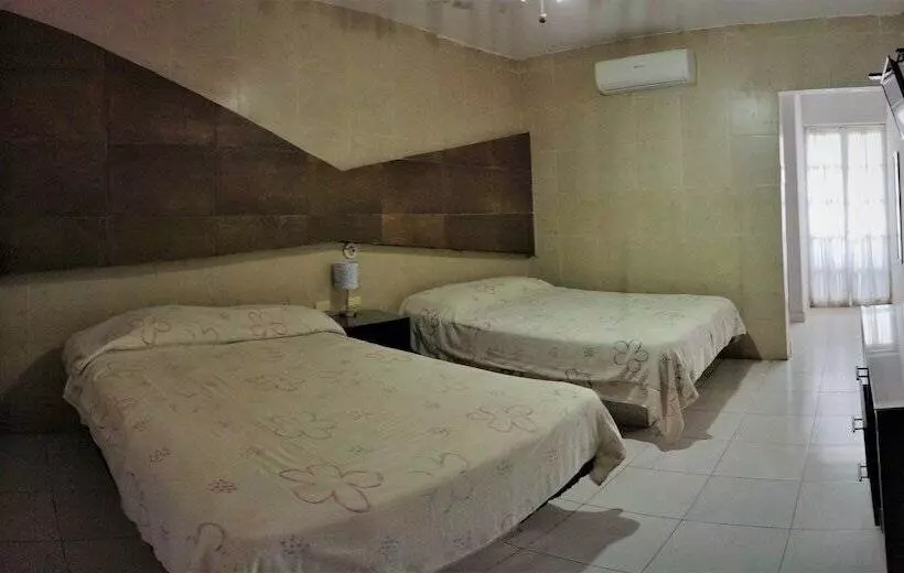 Fotos del hotel Laguna Inn:  21